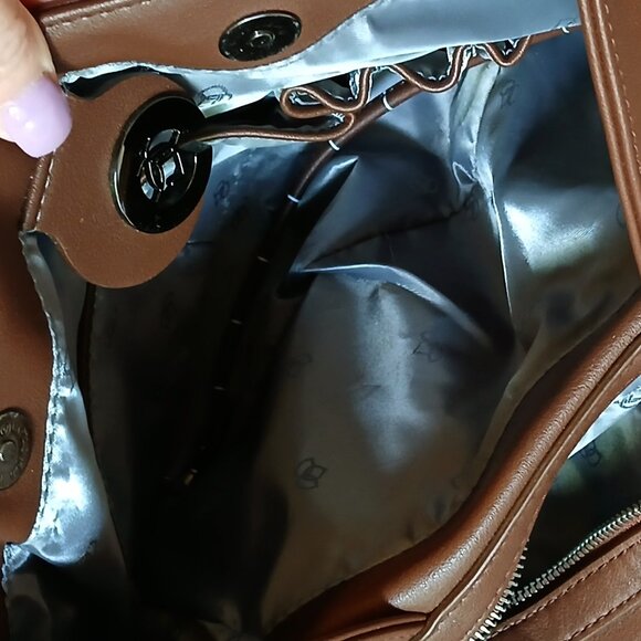 Namaste GUC Brown Shoulder Bag - Picture 12 of 13